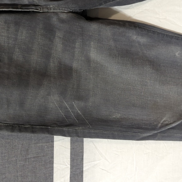 Men's Size 34 Joe's Distressed Grey Jeans - Picture 3 of 10